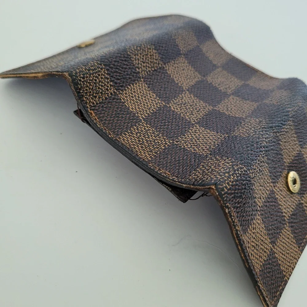 Louis Vuitton 6 Key Holder Damier Ebene Brown Canvas Wallet CT0044 France